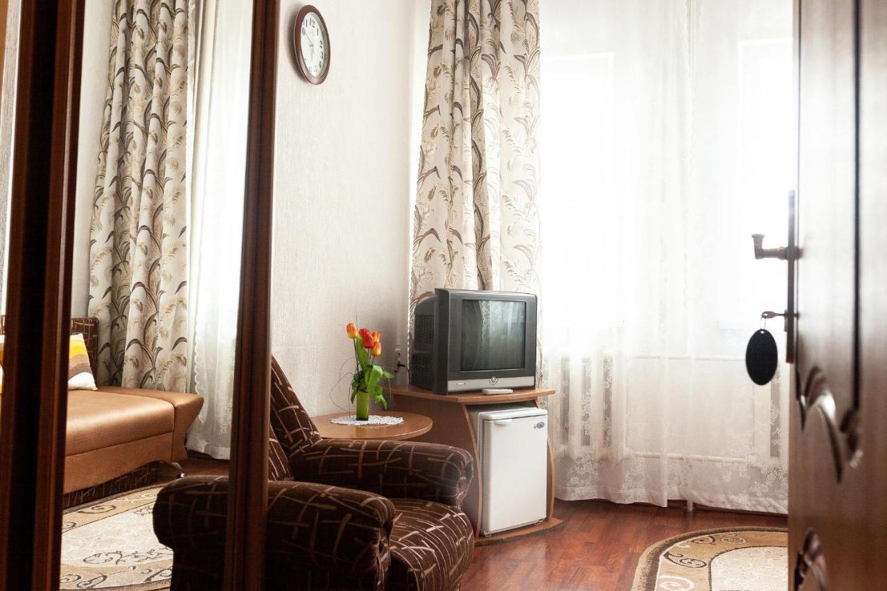 Gostinitsa "Elen" Hotel Shchuchyn Zewnętrze zdjęcie