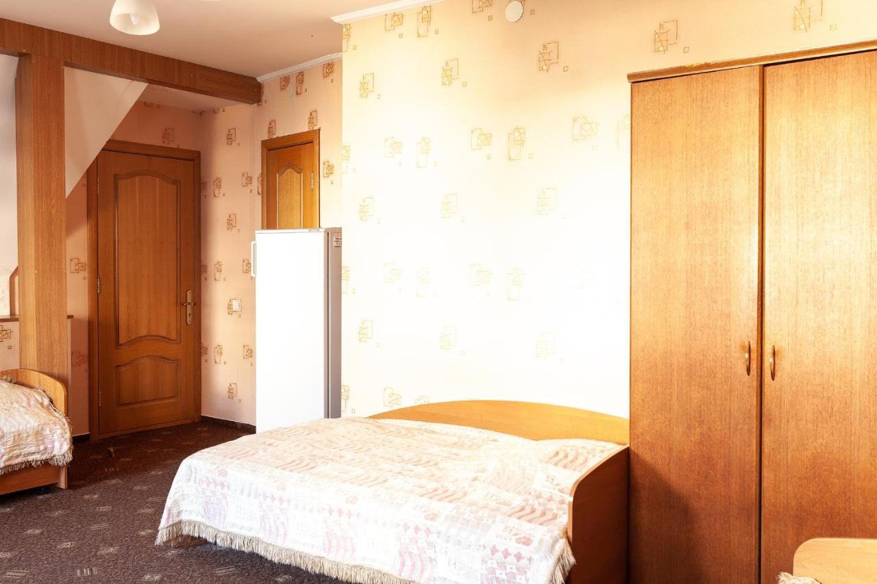 Gostinitsa "Elen" Hotel Shchuchyn Zewnętrze zdjęcie