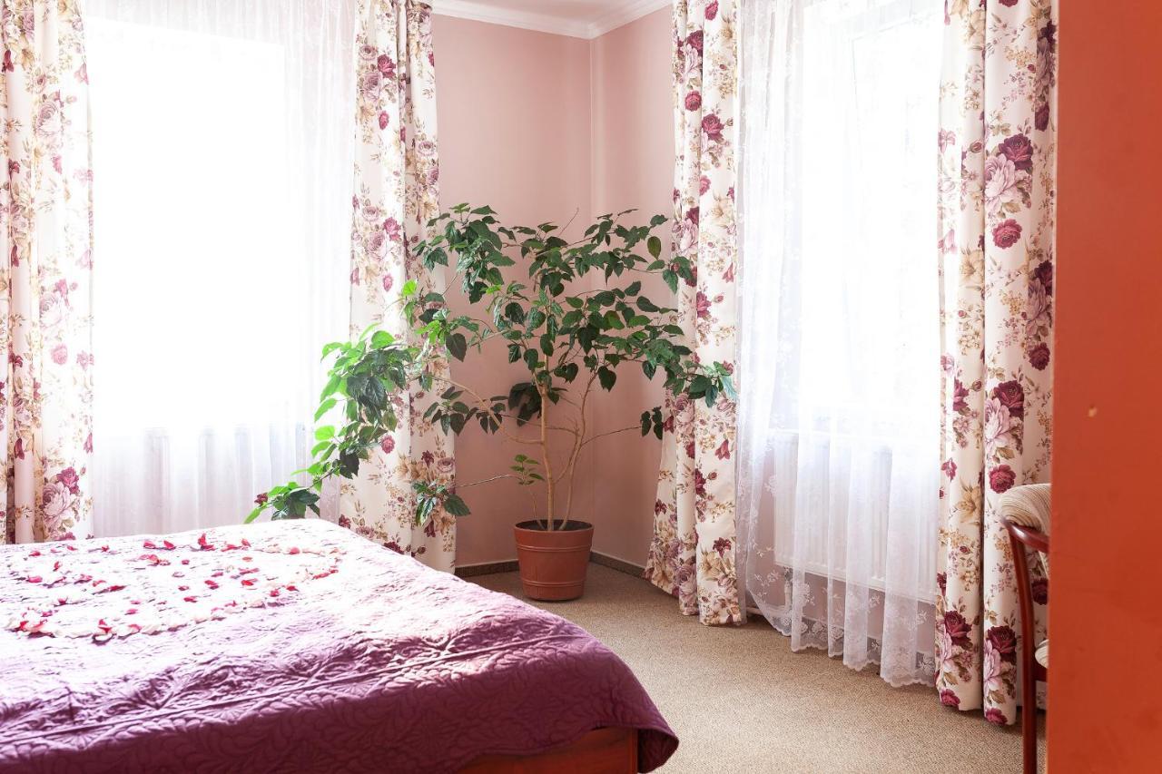 Gostinitsa "Elen" Hotel Shchuchyn Zewnętrze zdjęcie